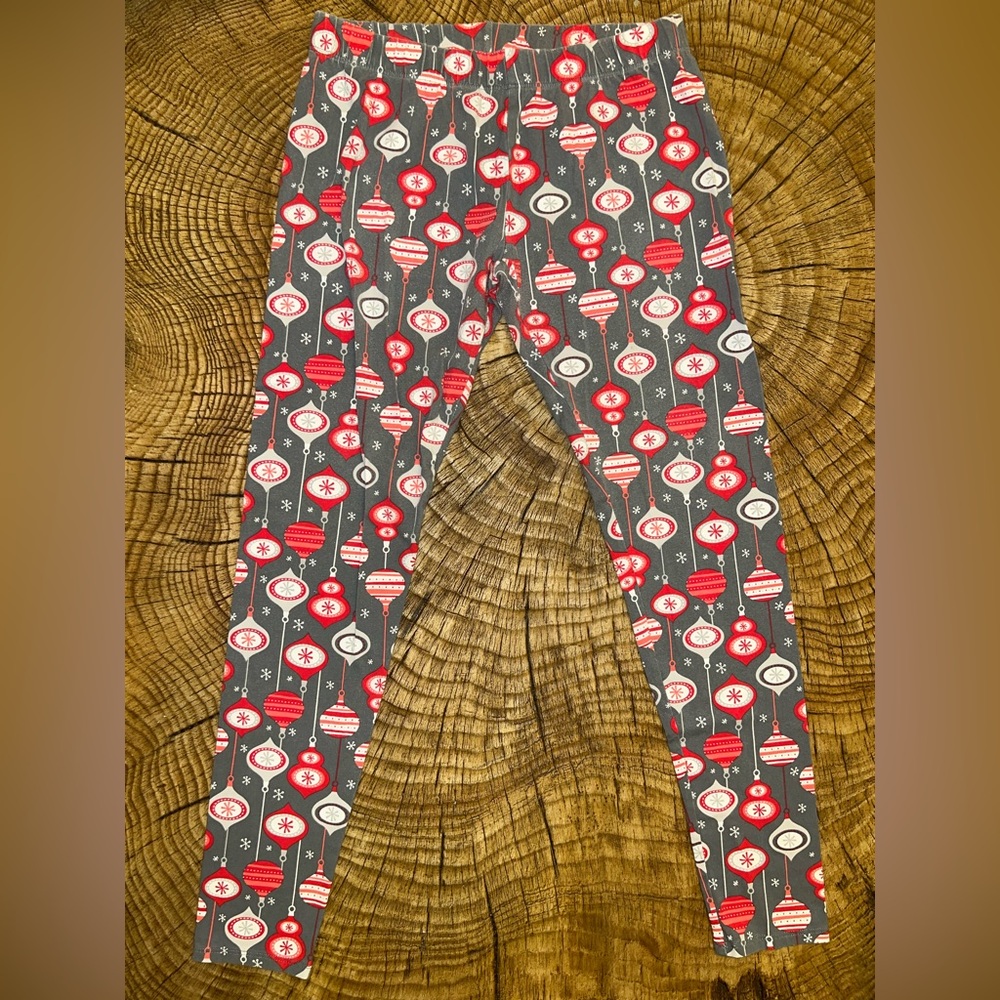‼️GUC: Christmas Ornament Cotton Leggings - M